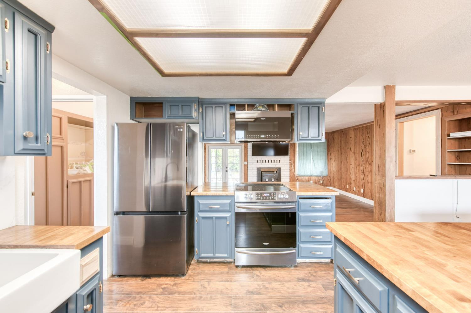 3654 Thompson Ave, Selma, CA 93662