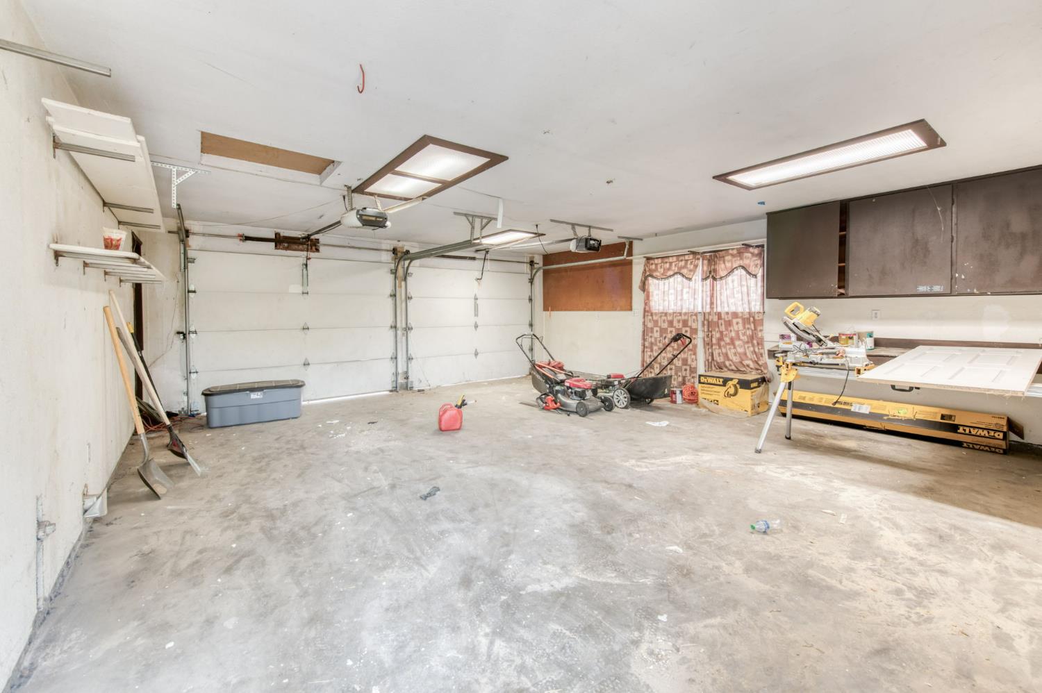 3654 Thompson Ave, Selma, CA 93662