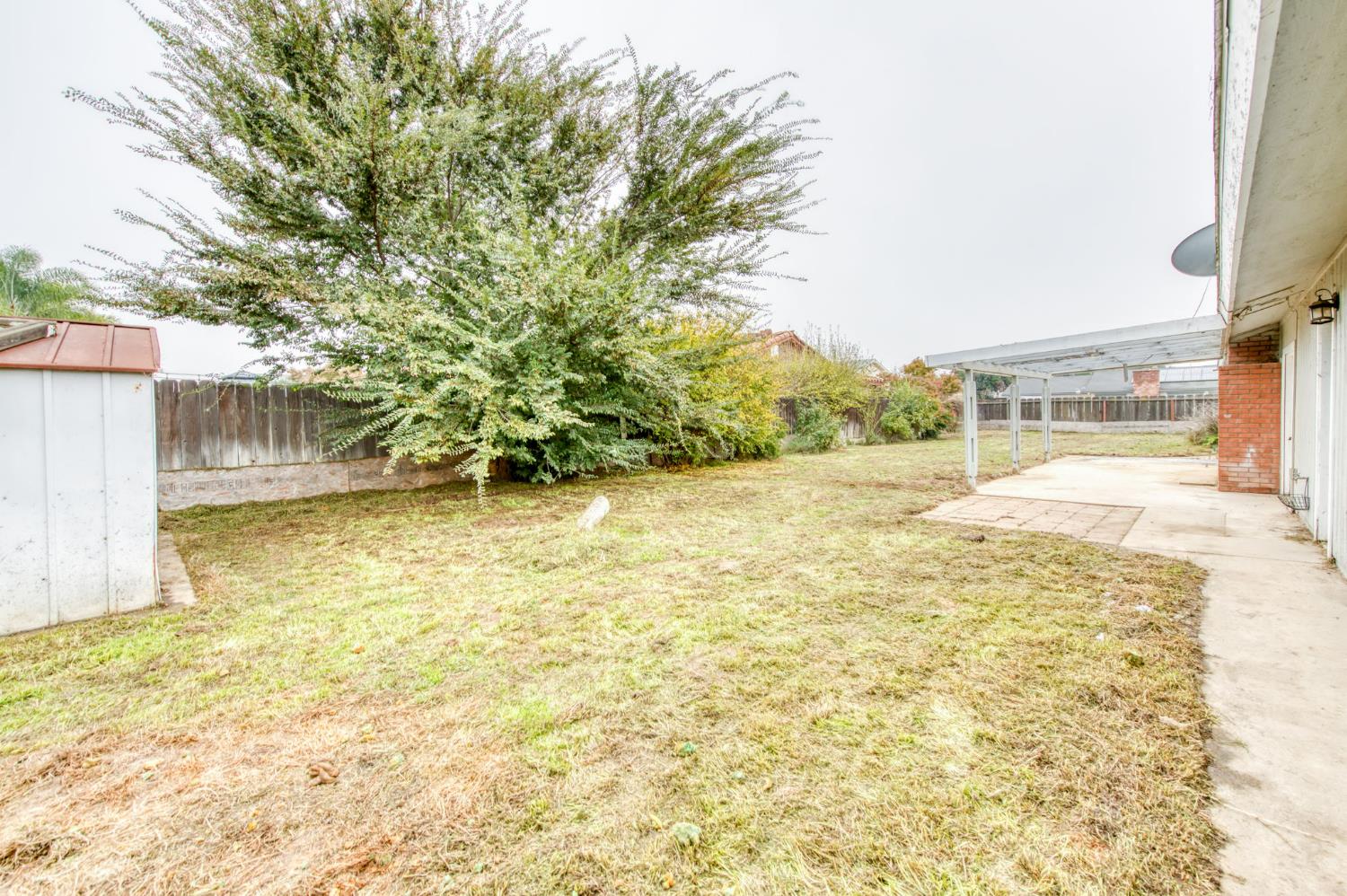 3654 Thompson Ave, Selma, CA 93662