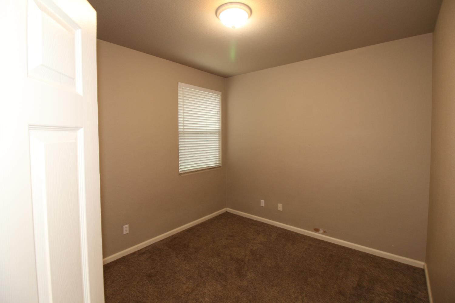 912 San Diego, Madera, CA 93637