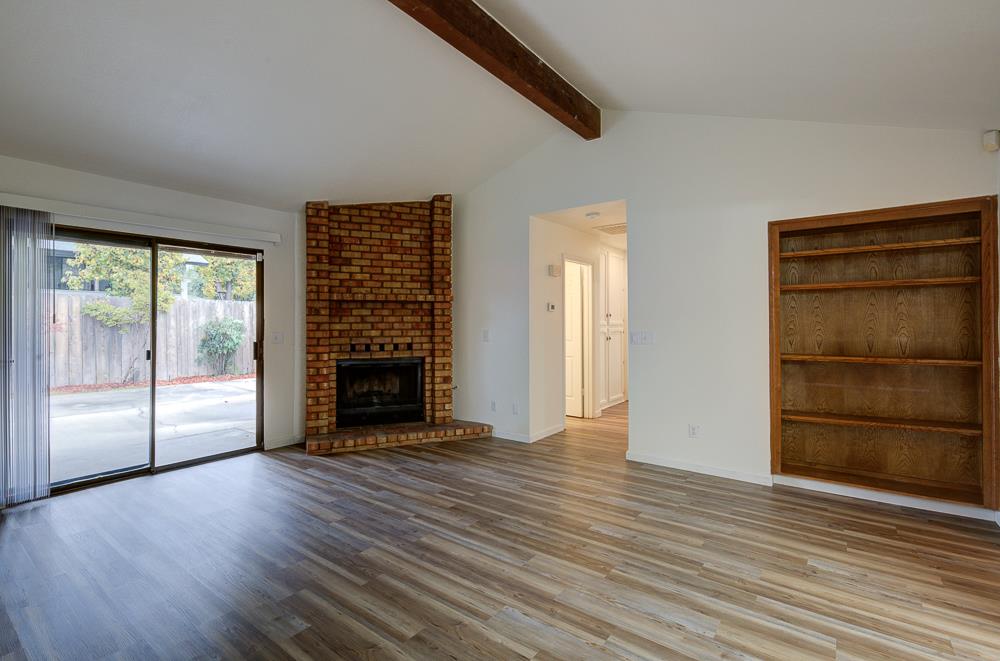 7580 N Angus St #103, Fresno, CA 93720