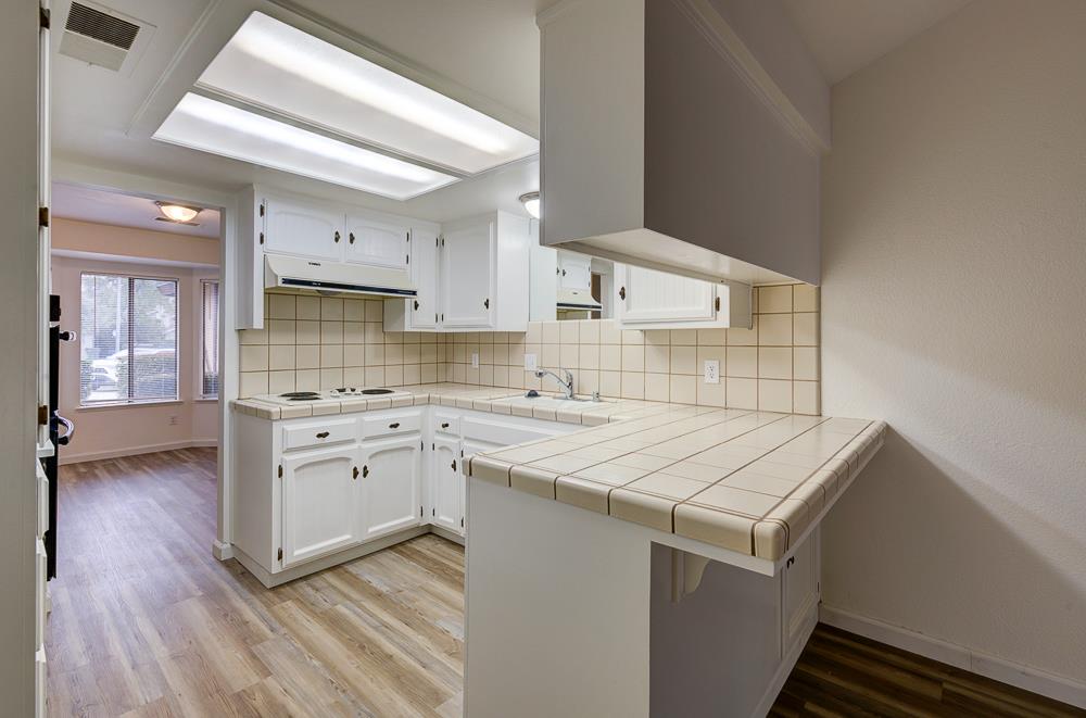 7580 N Angus St #103, Fresno, CA 93720