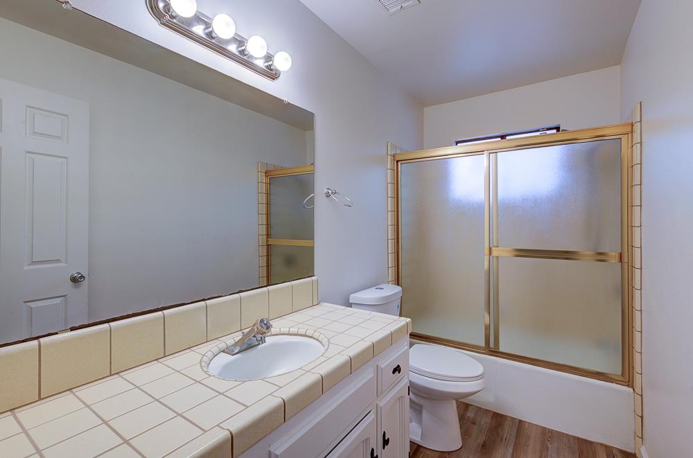 7580 N Angus St #103, Fresno, CA 93720