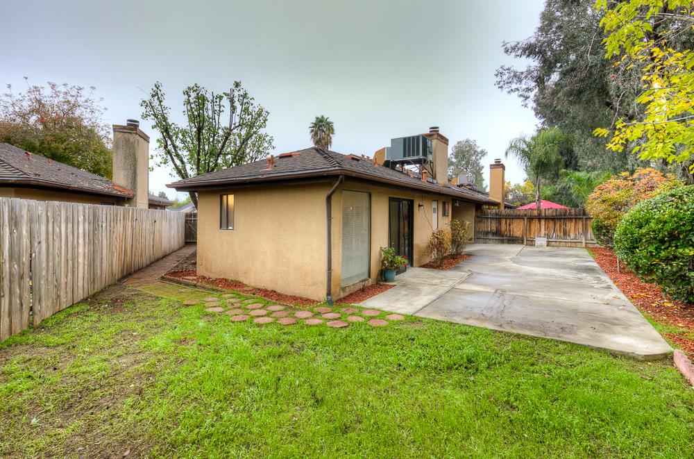 7580 N Angus St #103, Fresno, CA 93720