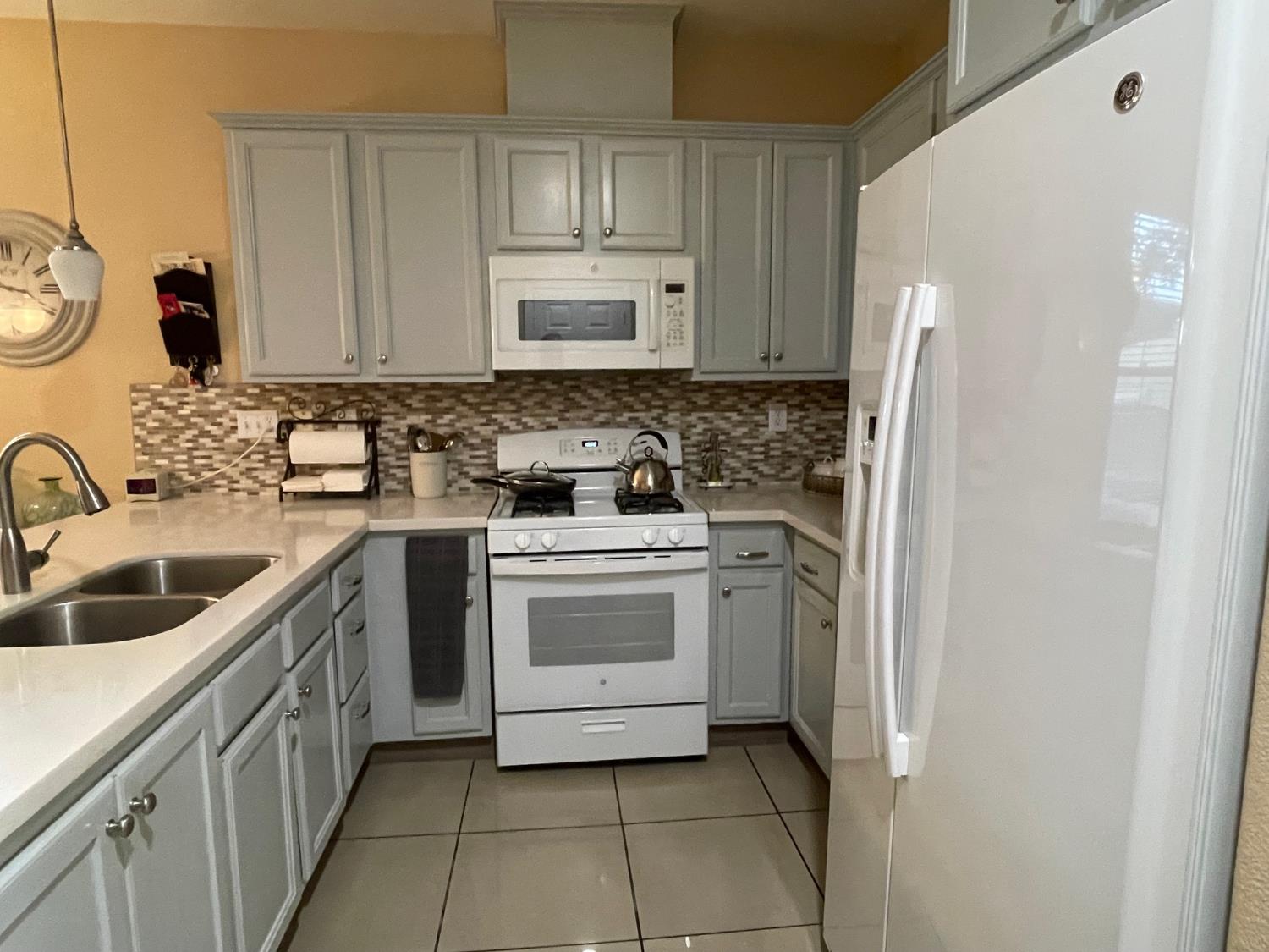 1140 W Walter Ave #59, Fowler, CA 93625