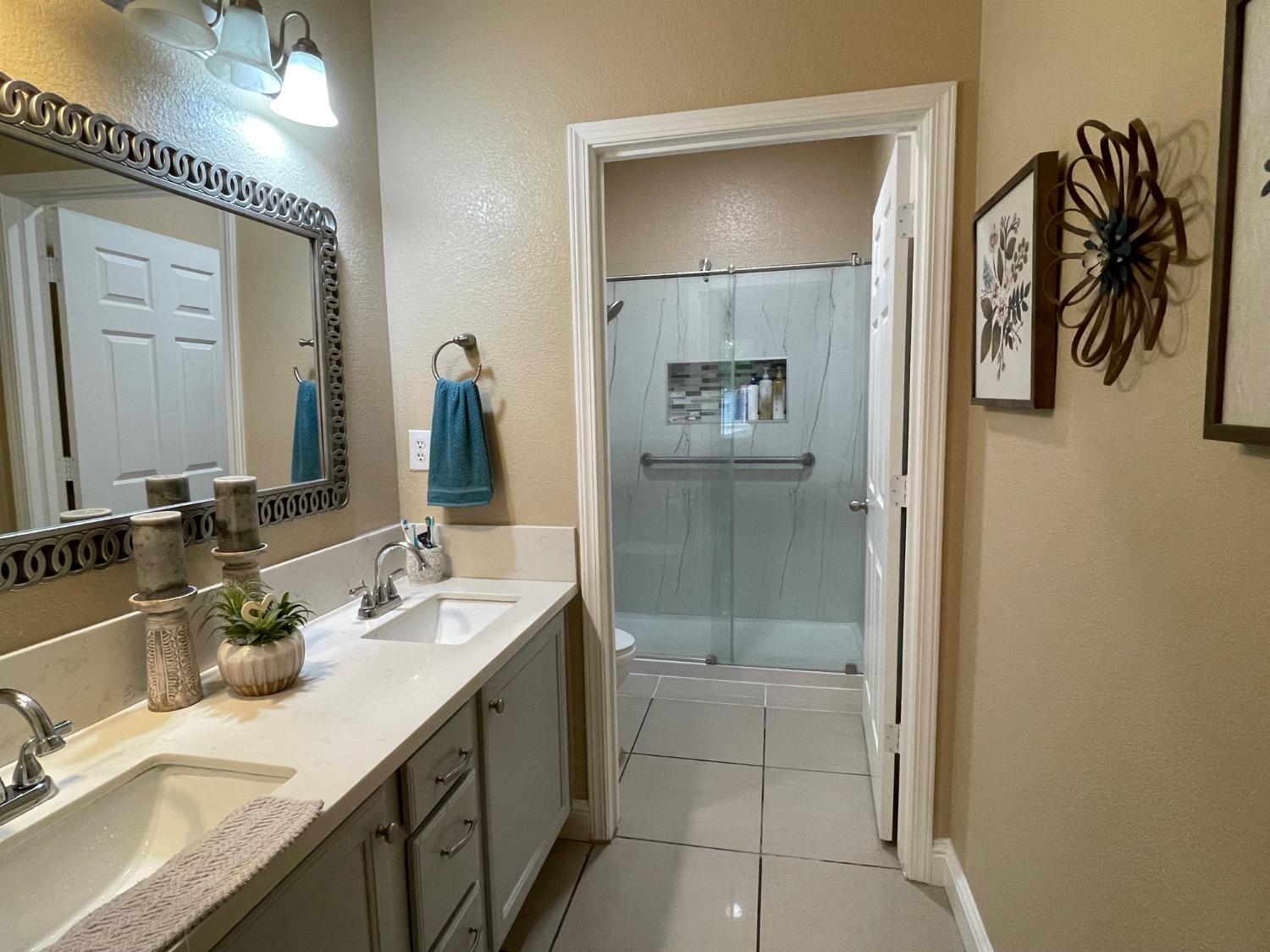 1140 W Walter Ave #59, Fowler, CA 93625