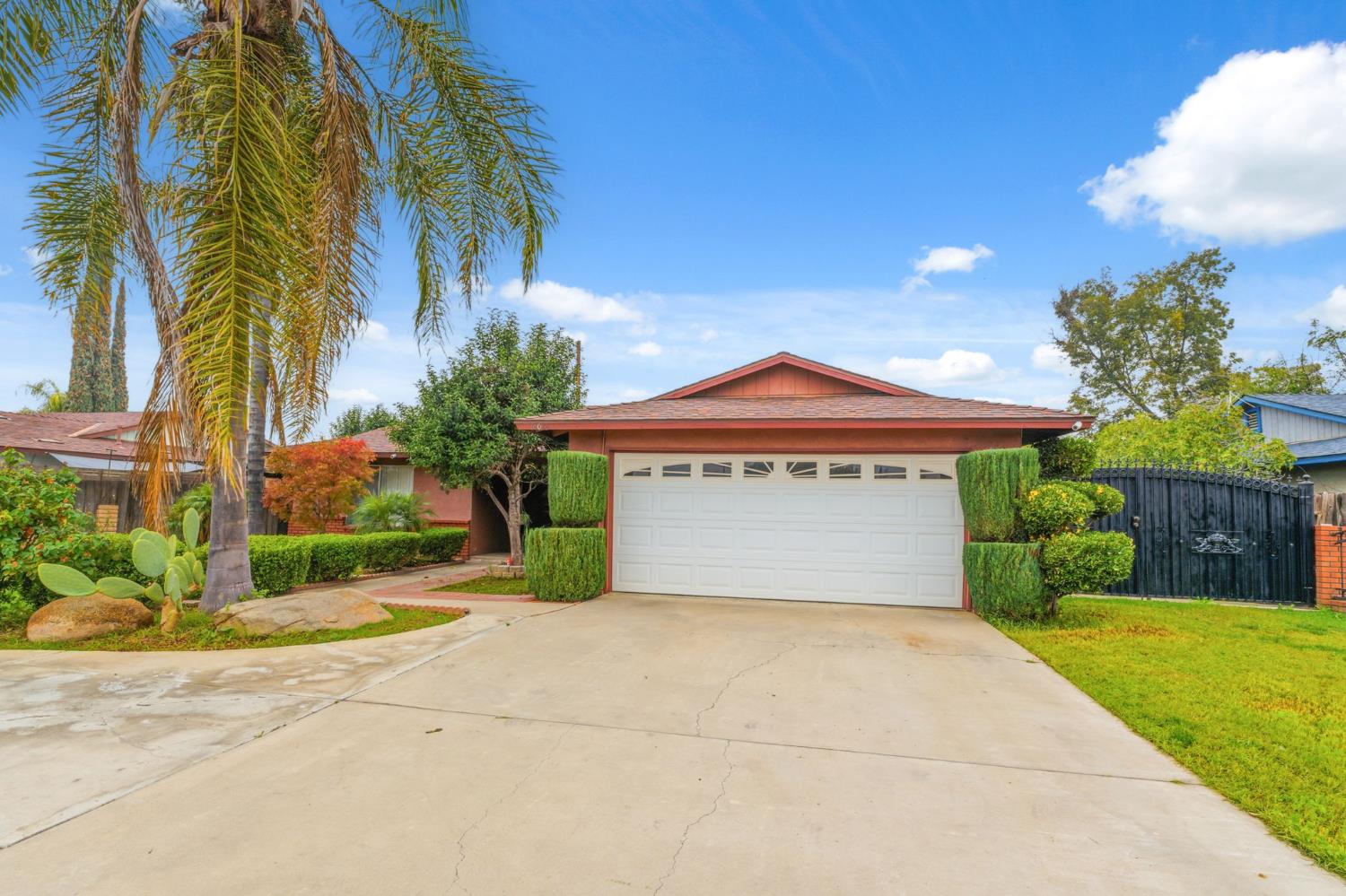 204 W Cesar Chavez, Fresno, CA 93706