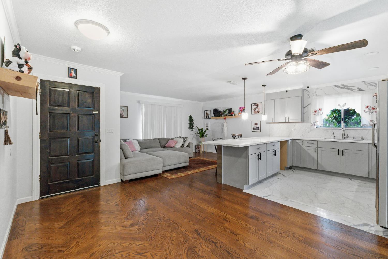 204 W Cesar Chavez, Fresno, CA 93706