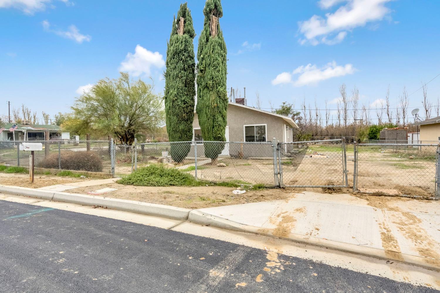 33238 W Hidalgo Ave, Cantua Creek, CA 93608