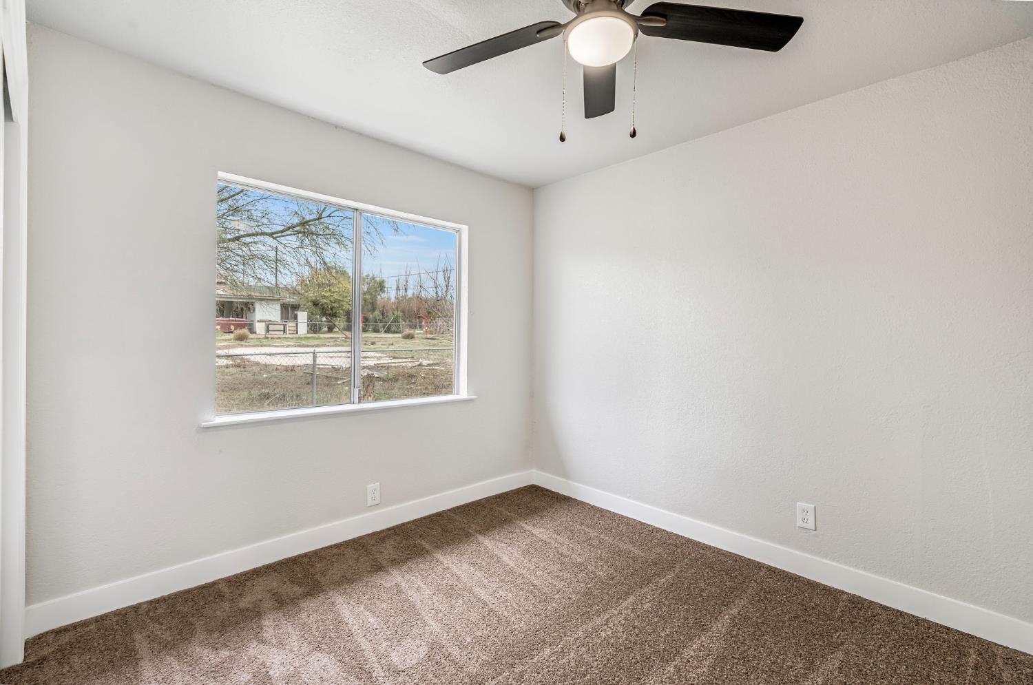 33238 W Hidalgo Ave, Cantua Creek, CA 93608