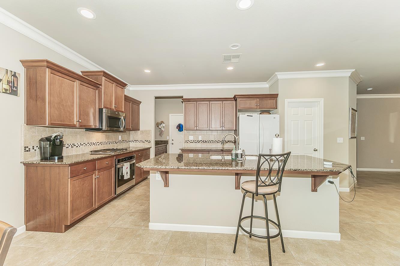 7133 N Generation Dr, Fresno, CA 93711