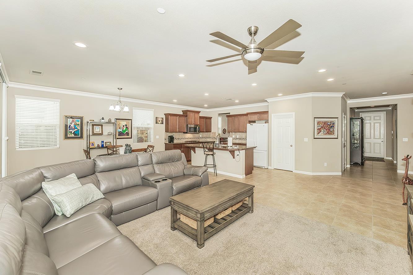 7133 N Generation Dr, Fresno, CA 93711