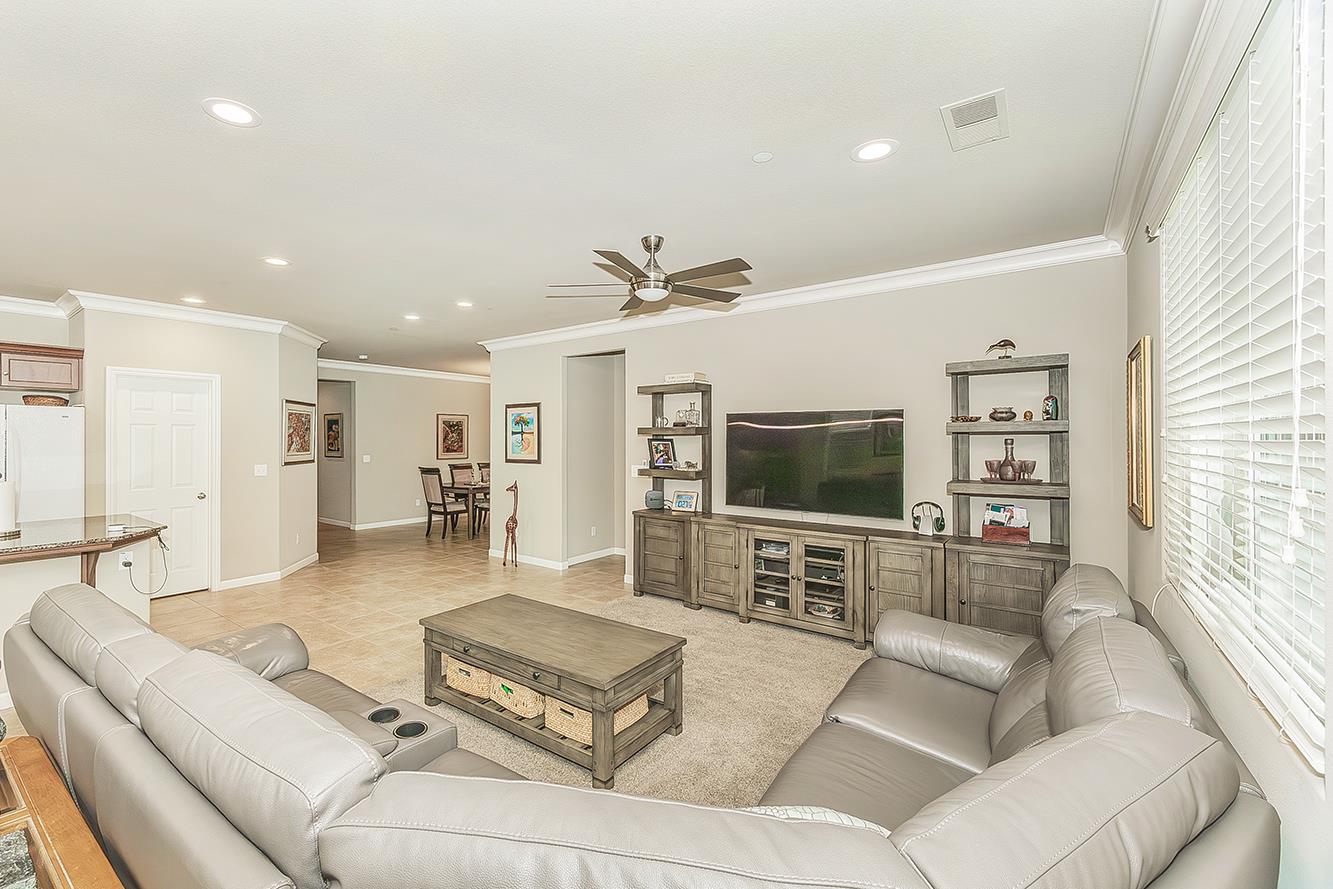 7133 N Generation Dr, Fresno, CA 93711