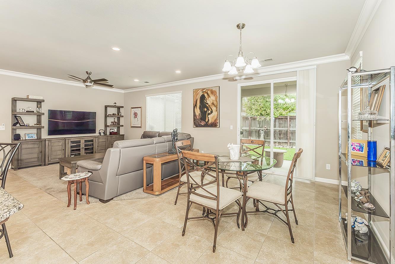 7133 N Generation Dr, Fresno, CA 93711