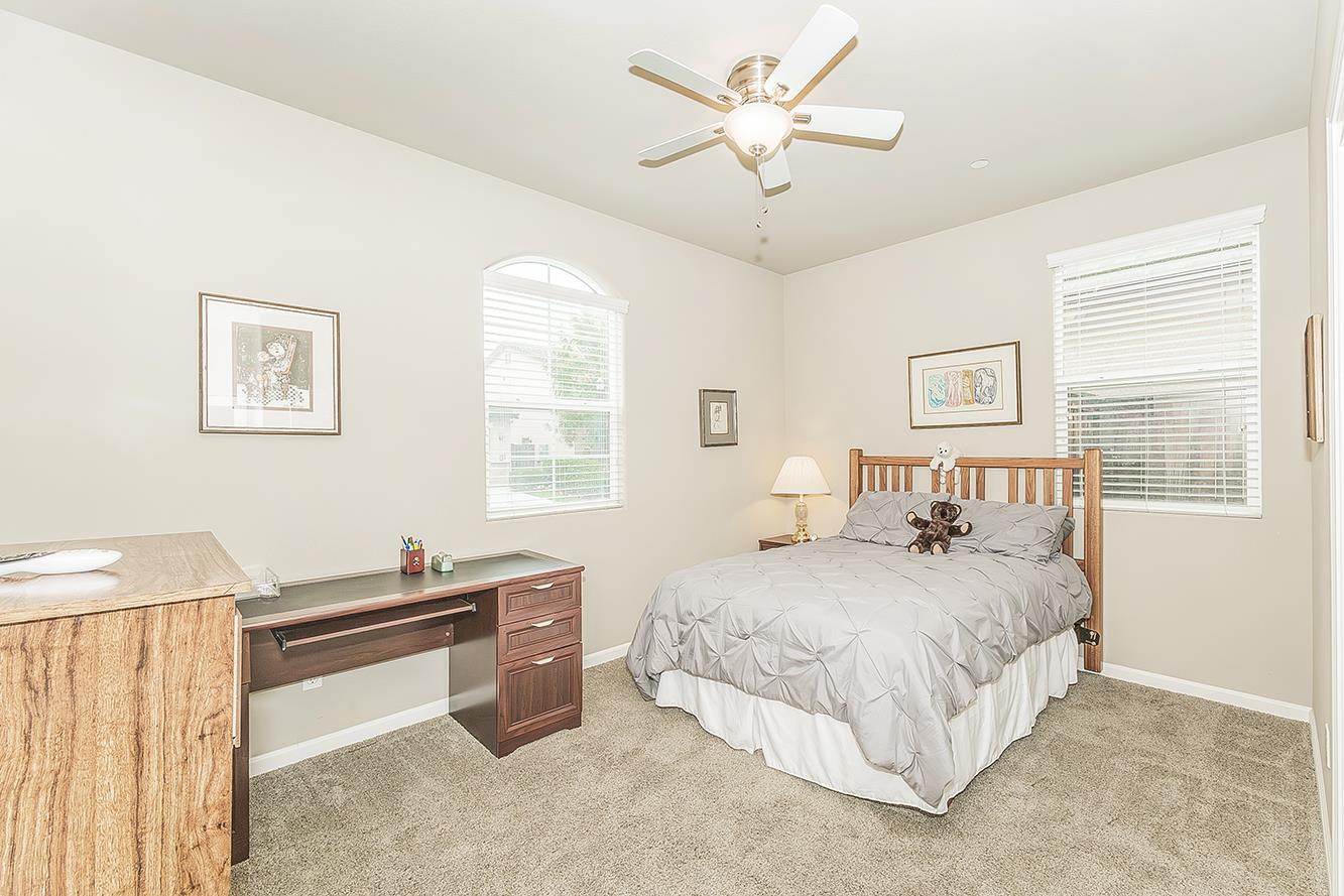 7133 N Generation Dr, Fresno, CA 93711