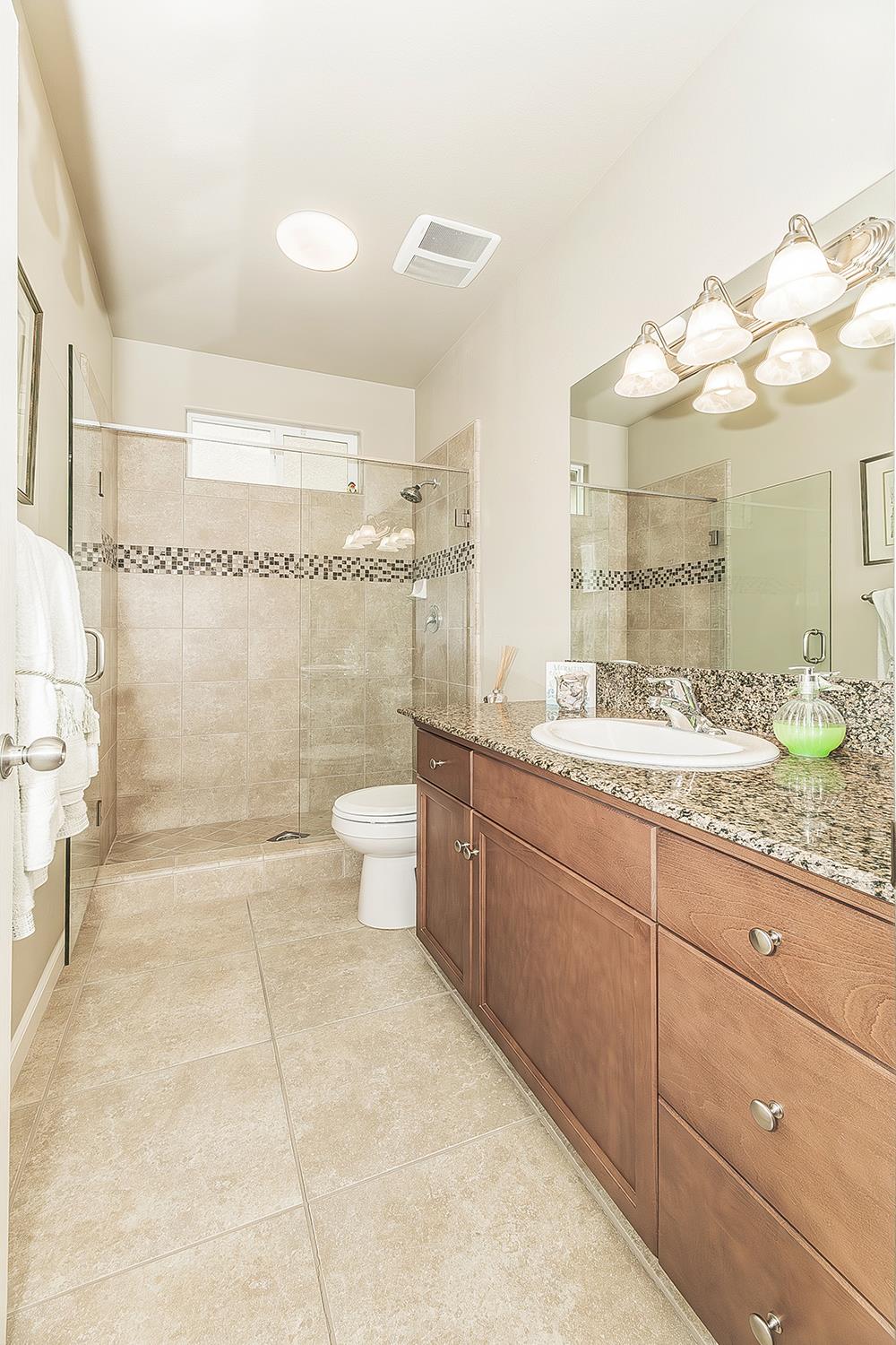 7133 N Generation Dr, Fresno, CA 93711