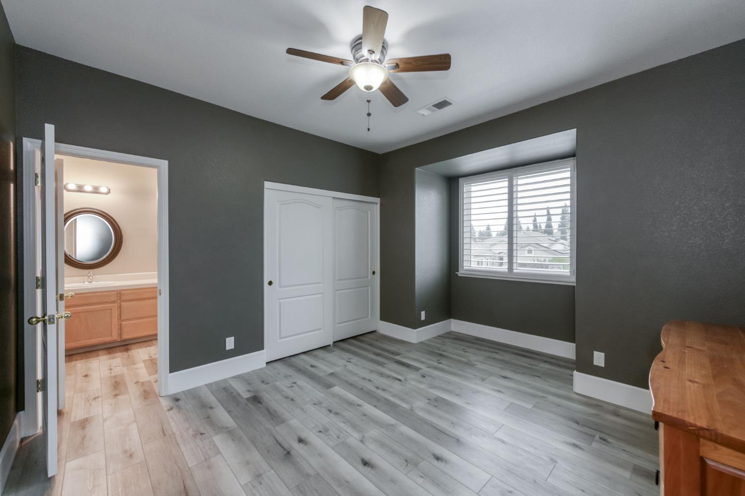 1822 N Magnolia, Clovis, CA 93619