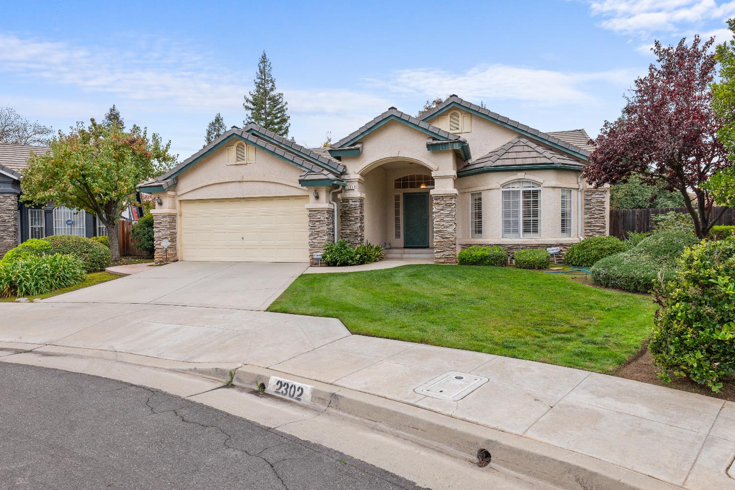 2302 E Rush Ave, Fresno, CA 93730