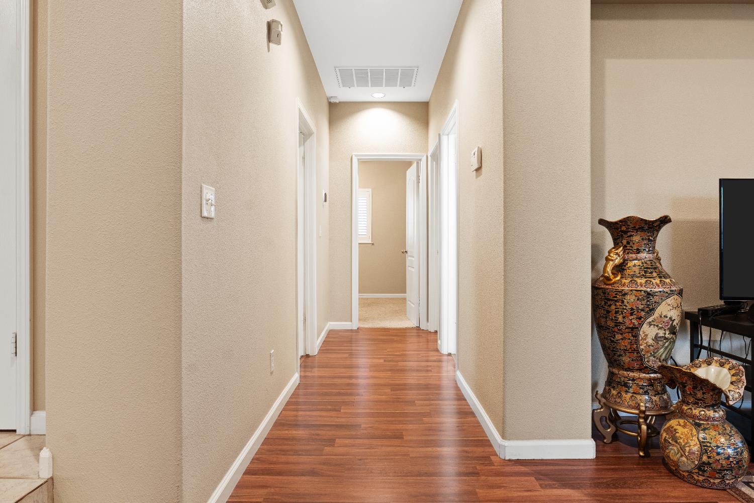 2302 E Rush Ave, Fresno, CA 93730