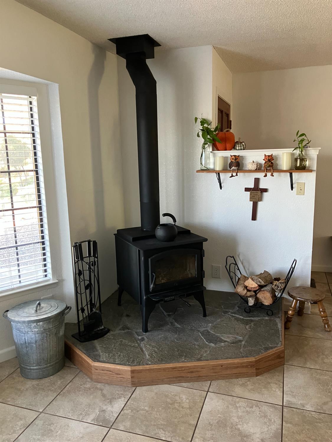 46725 Picayune Creek Rd, Coarsegold, CA 93614