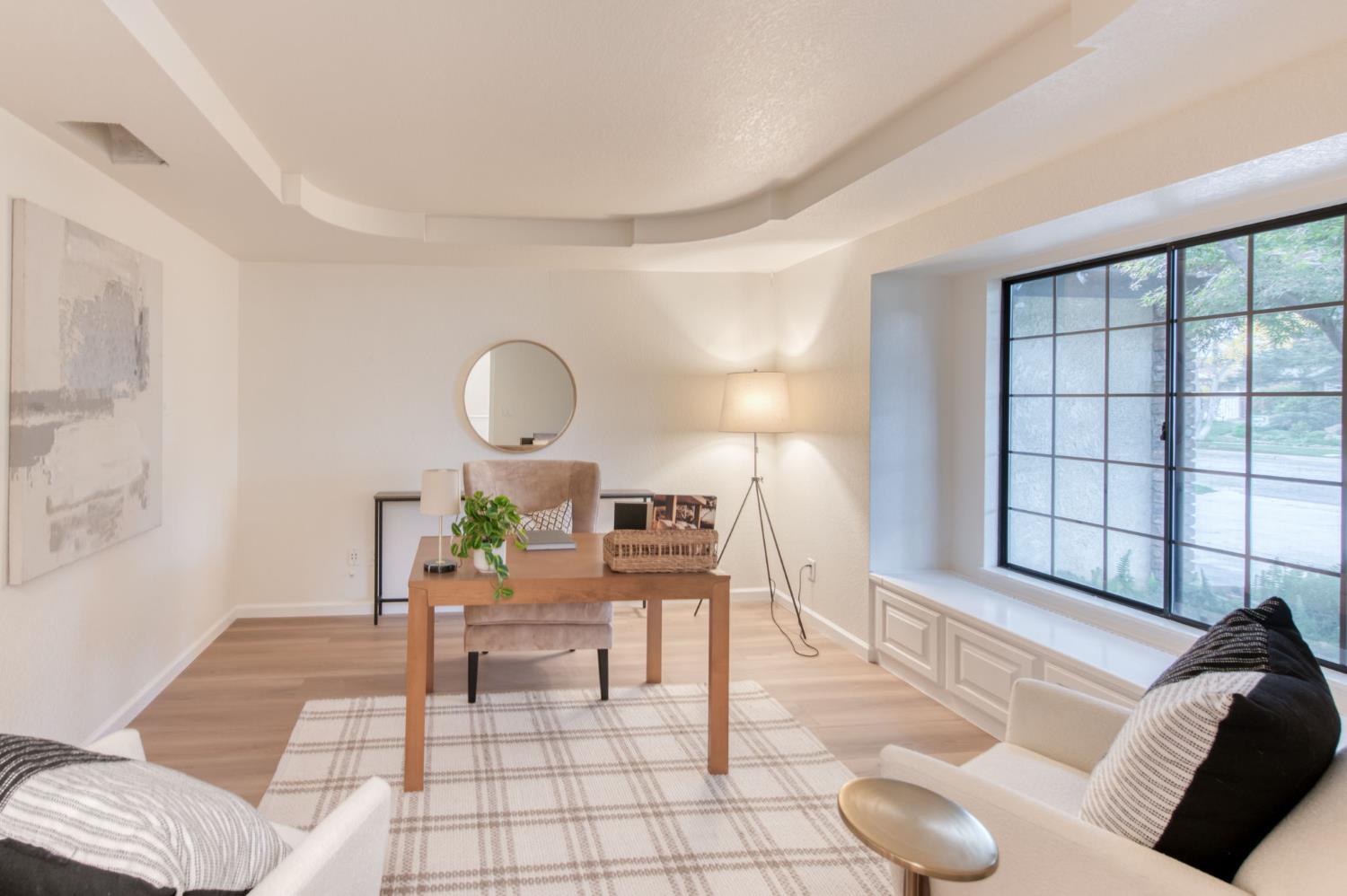 1377 E El Paso Ave, Fresno, CA 93720