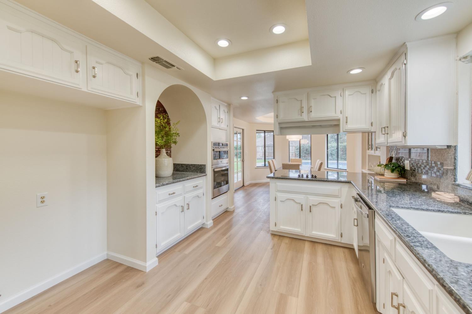 1377 E El Paso Ave, Fresno, CA 93720