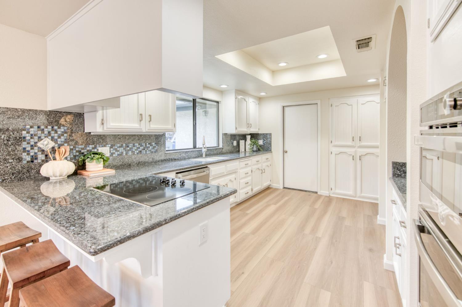 1377 E El Paso Ave, Fresno, CA 93720