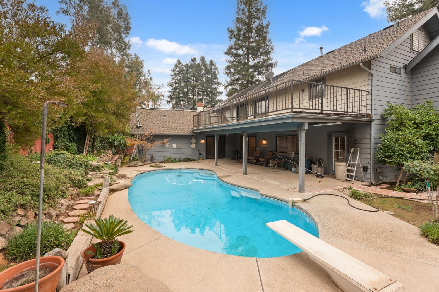 7442 N Tahan Ave, Fresno, CA 93711