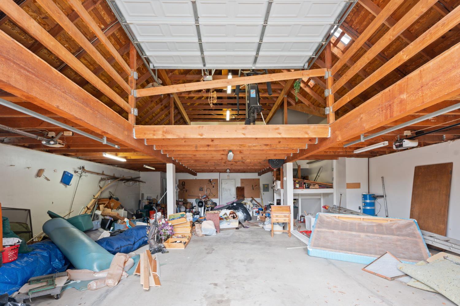 7442 N Tahan Ave, Fresno, CA 93711