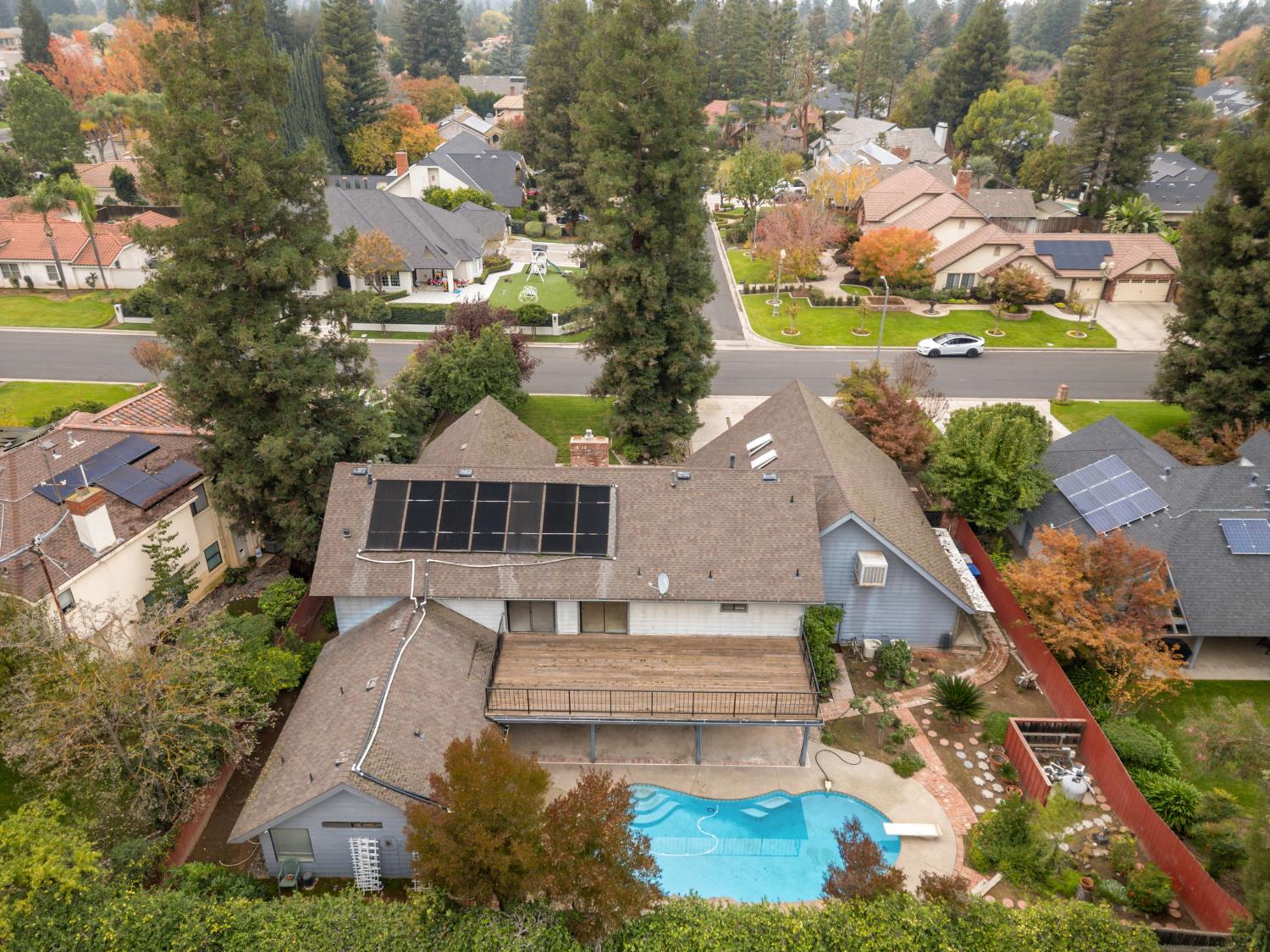 7442 N Tahan Ave, Fresno, CA 93711