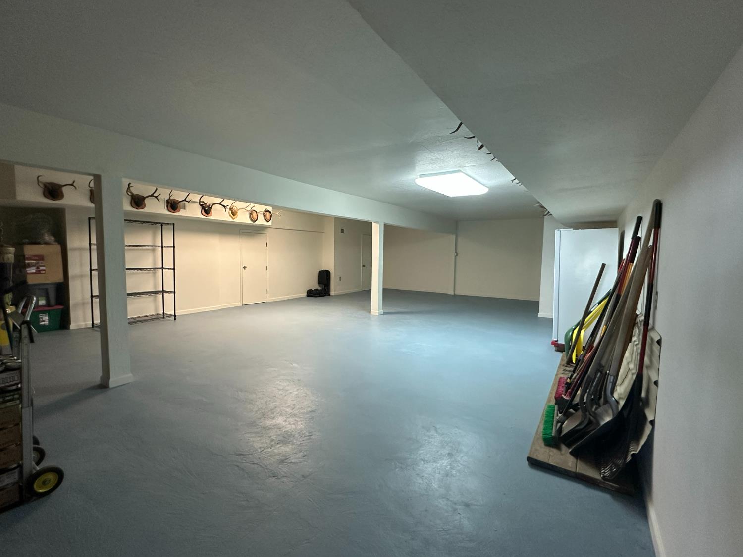 38303 Woodland Rd, Shaver Lake, CA 93664