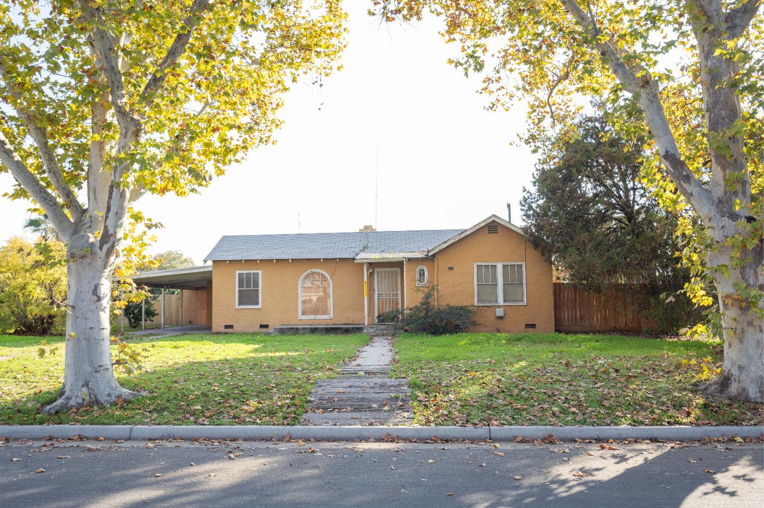 3030 E Normal Ave, Fresno, CA 93703