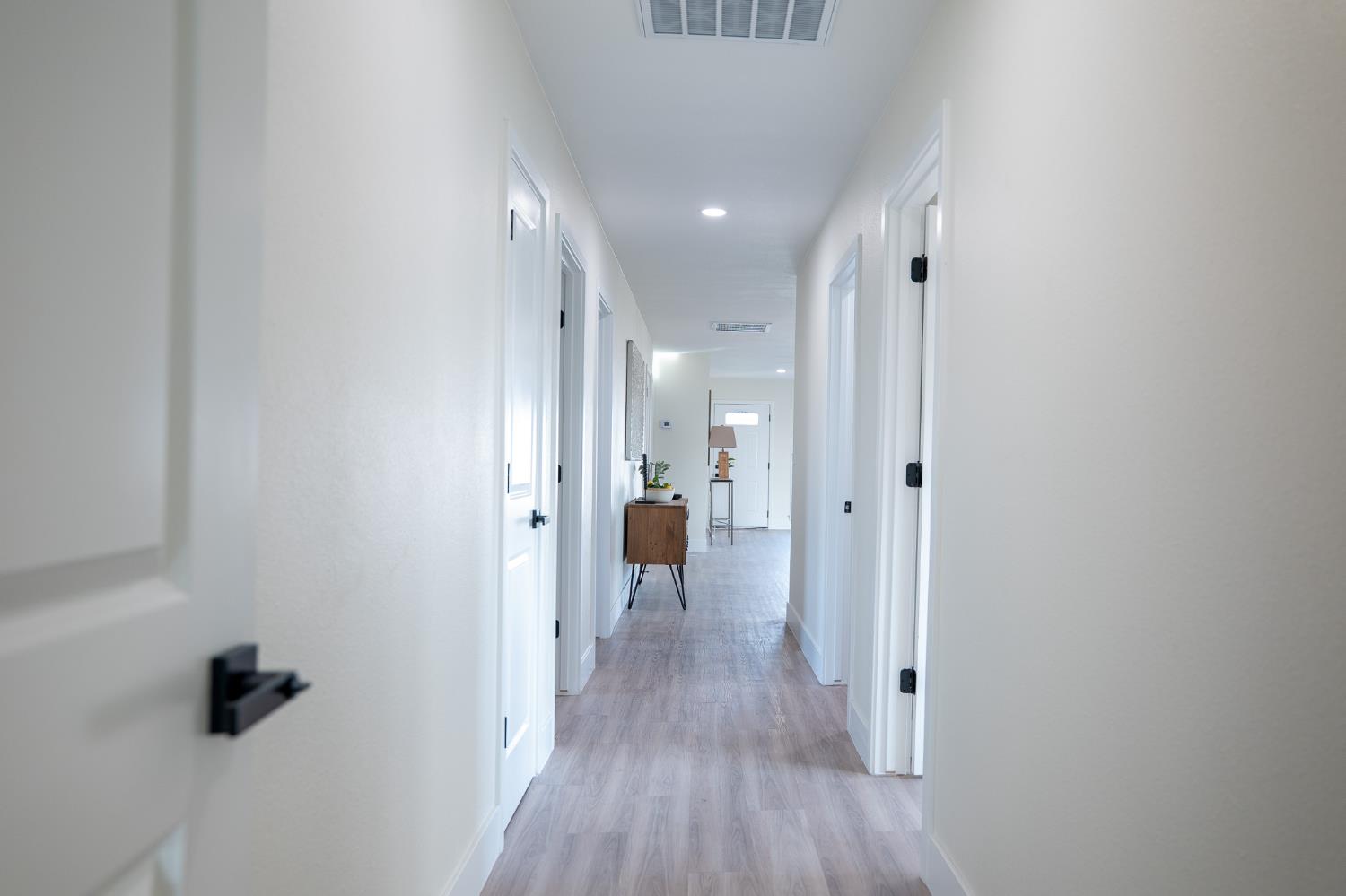 827 N Mccall Ave, Sanger, CA 93657