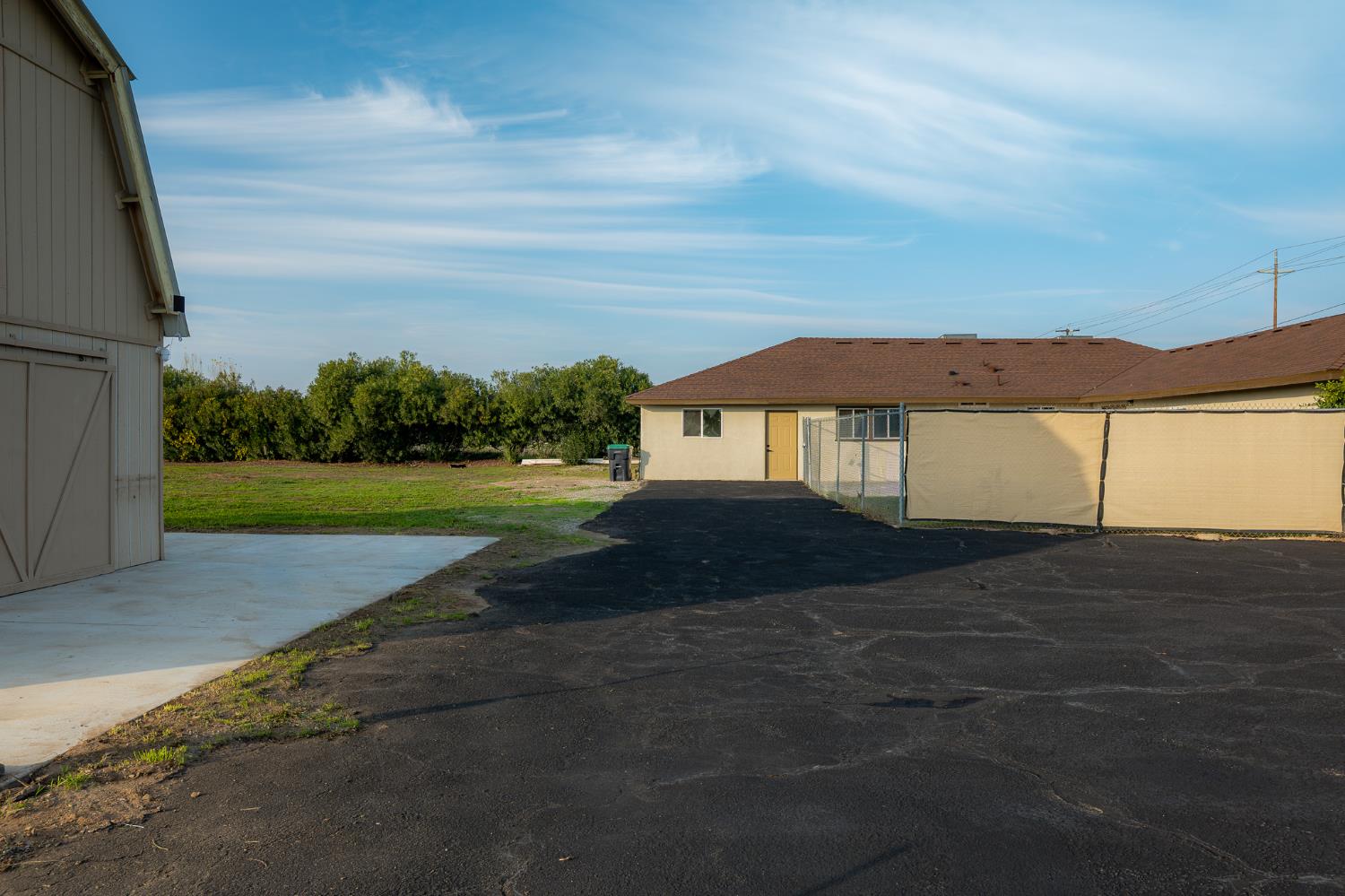 827 N Mccall Ave, Sanger, CA 93657