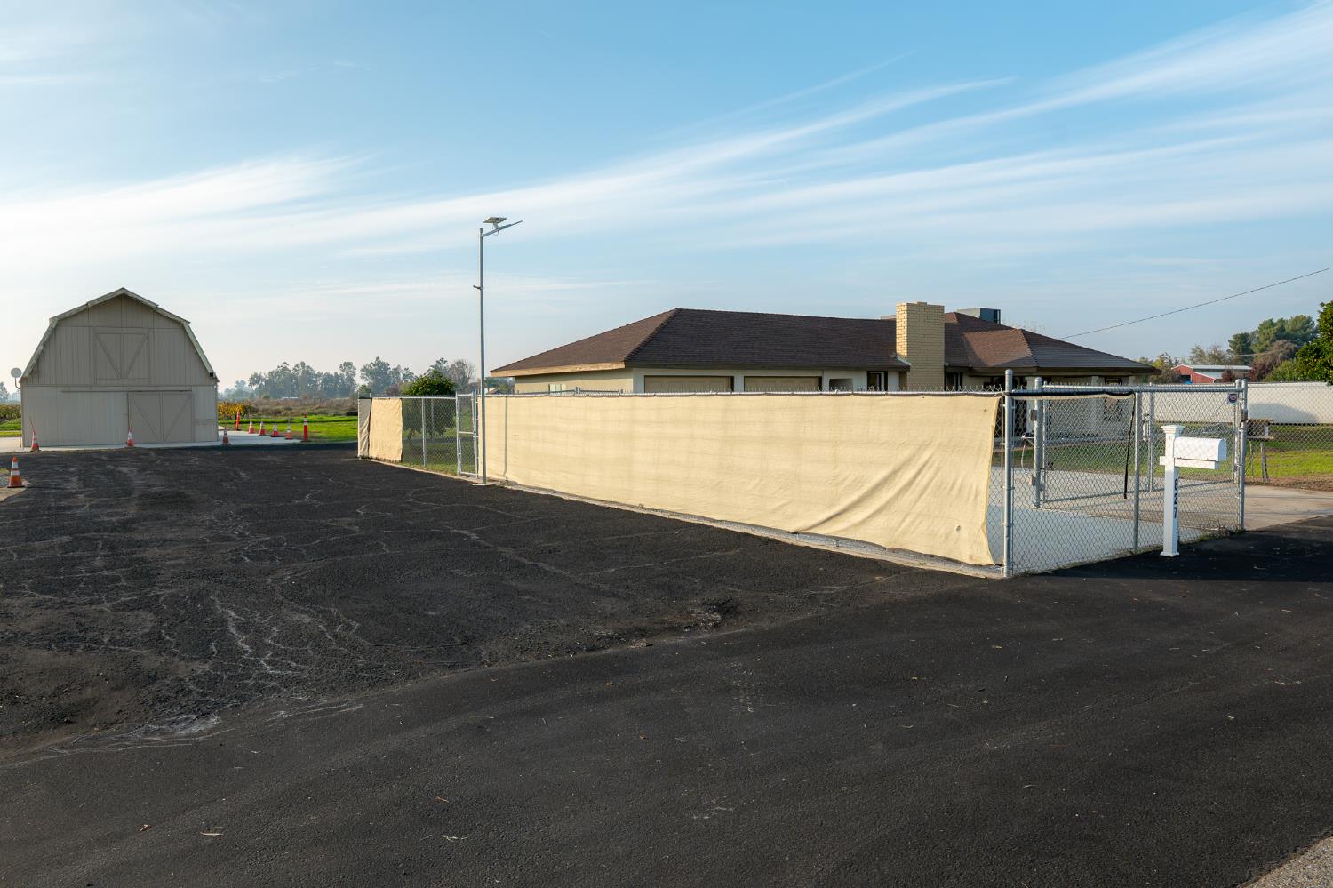 827 N Mccall Ave, Sanger, CA 93657