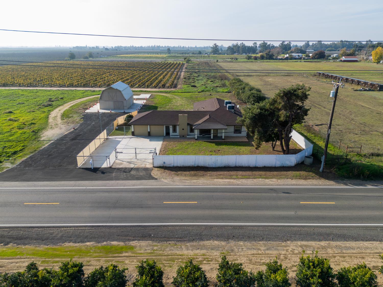 827 N Mccall Ave, Sanger, CA 93657