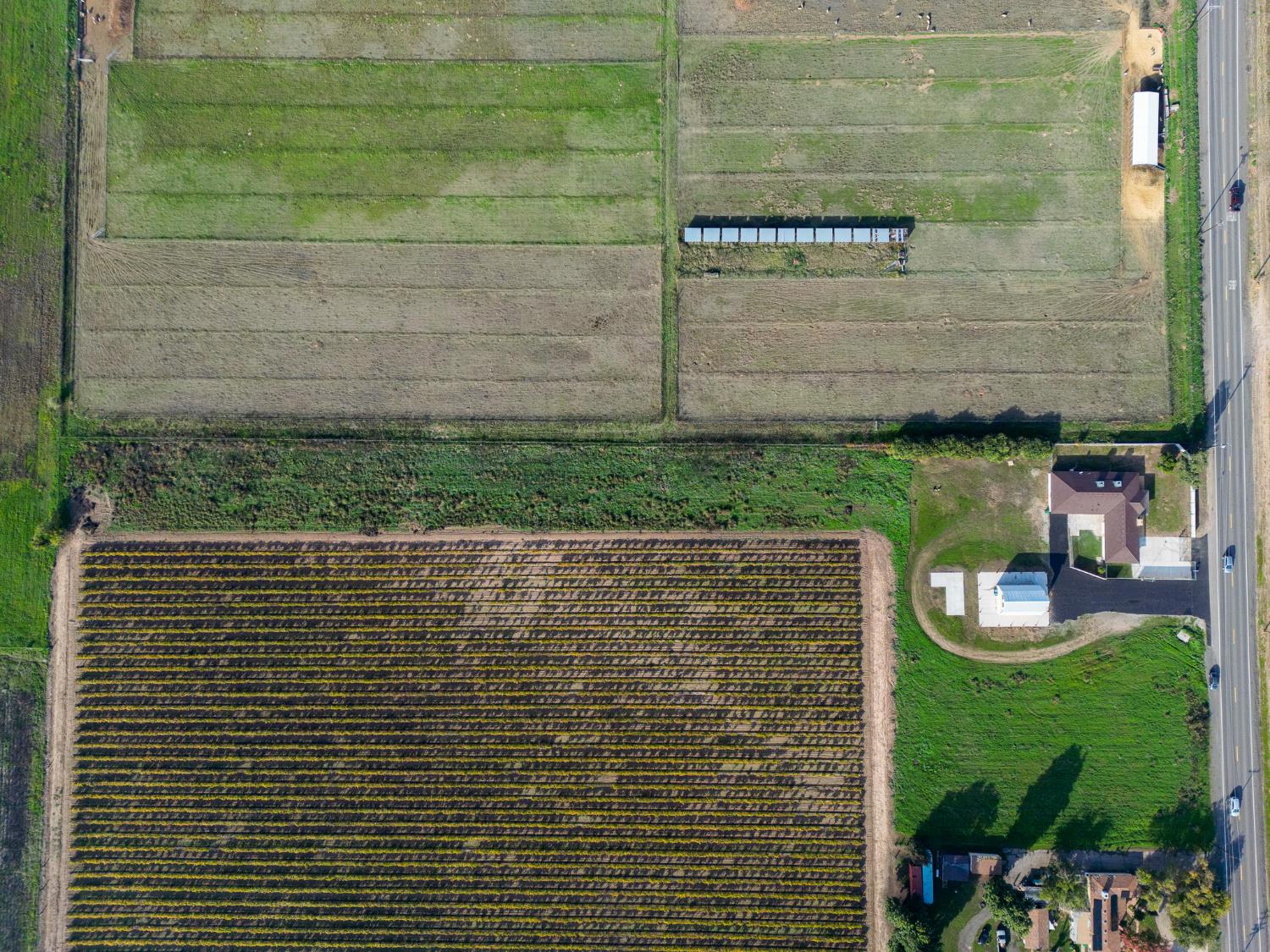 827 N Mccall Ave, Sanger, CA 93657