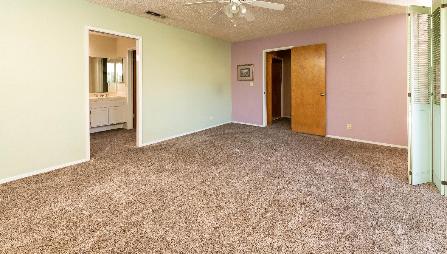 2890 Huntington Blvd #110, Fresno, CA 93721