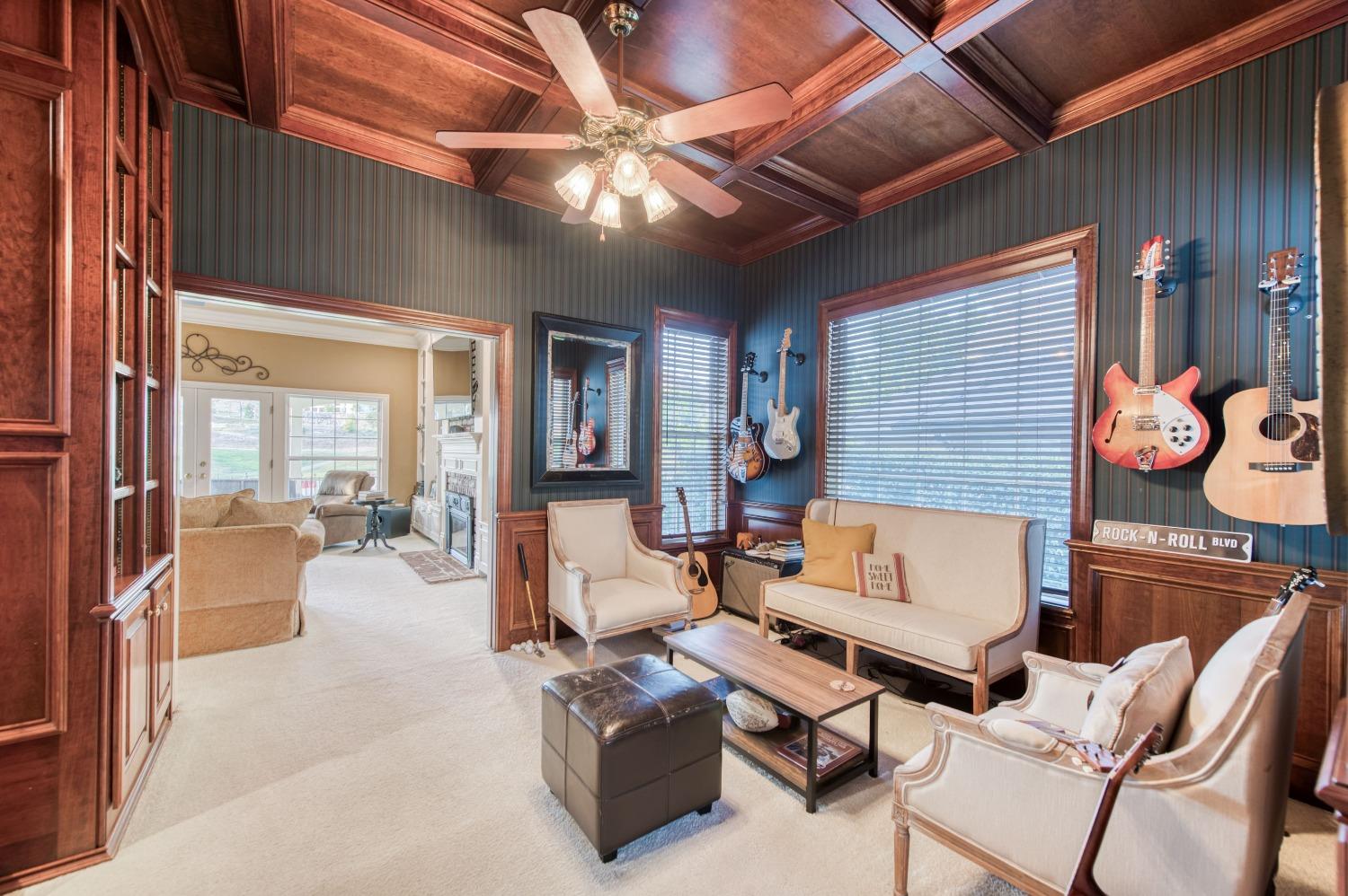 21672 Westmere Ln, Friant, CA 93626