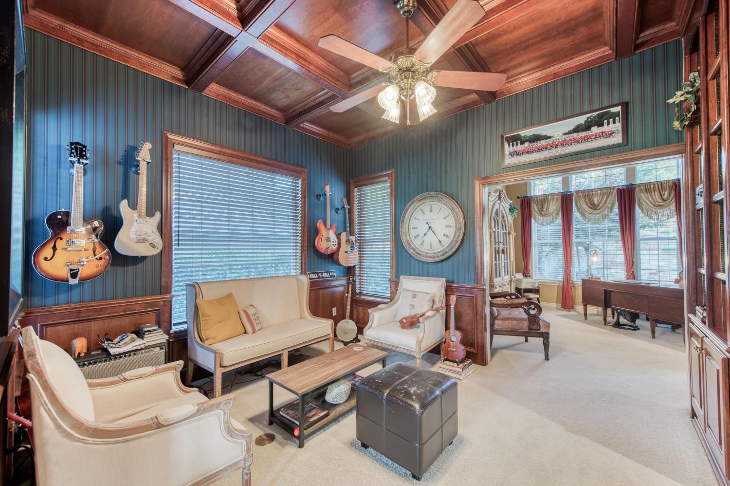 21672 Westmere Ln, Friant, CA 93626