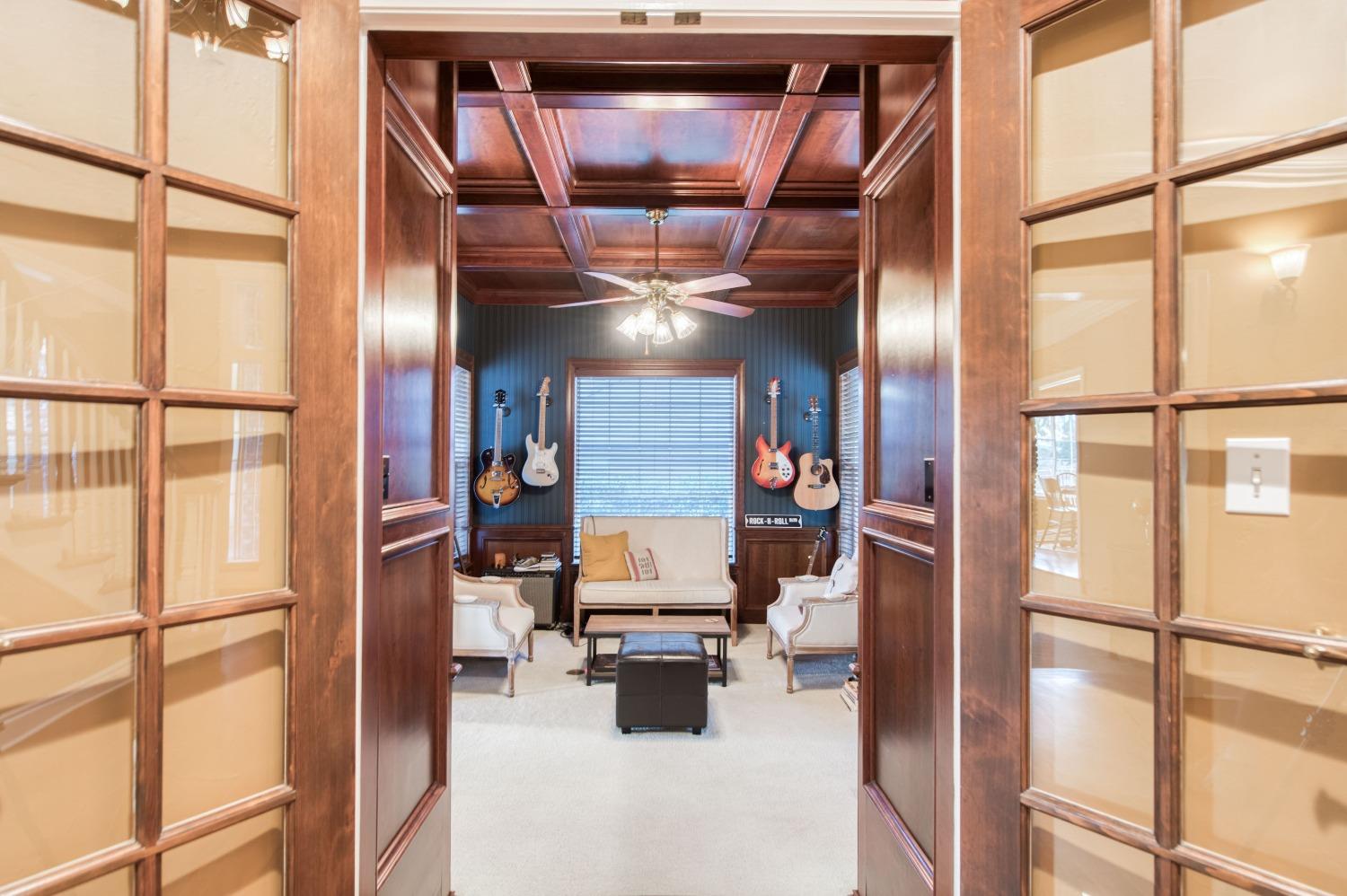 21672 Westmere Ln, Friant, CA 93626