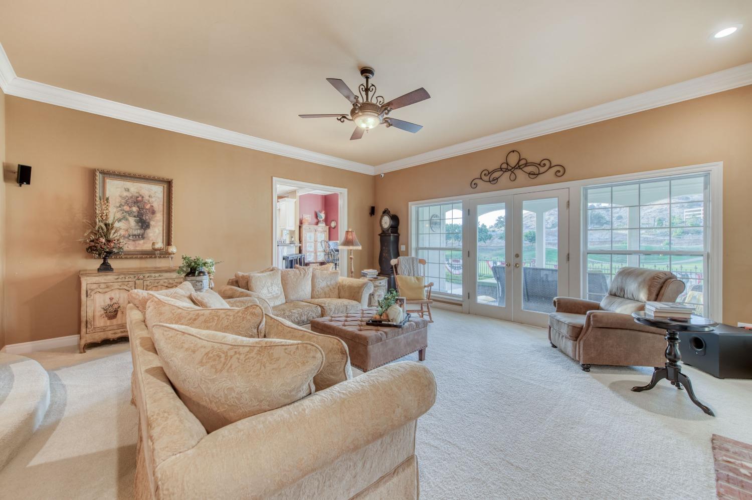 21672 Westmere Ln, Friant, CA 93626