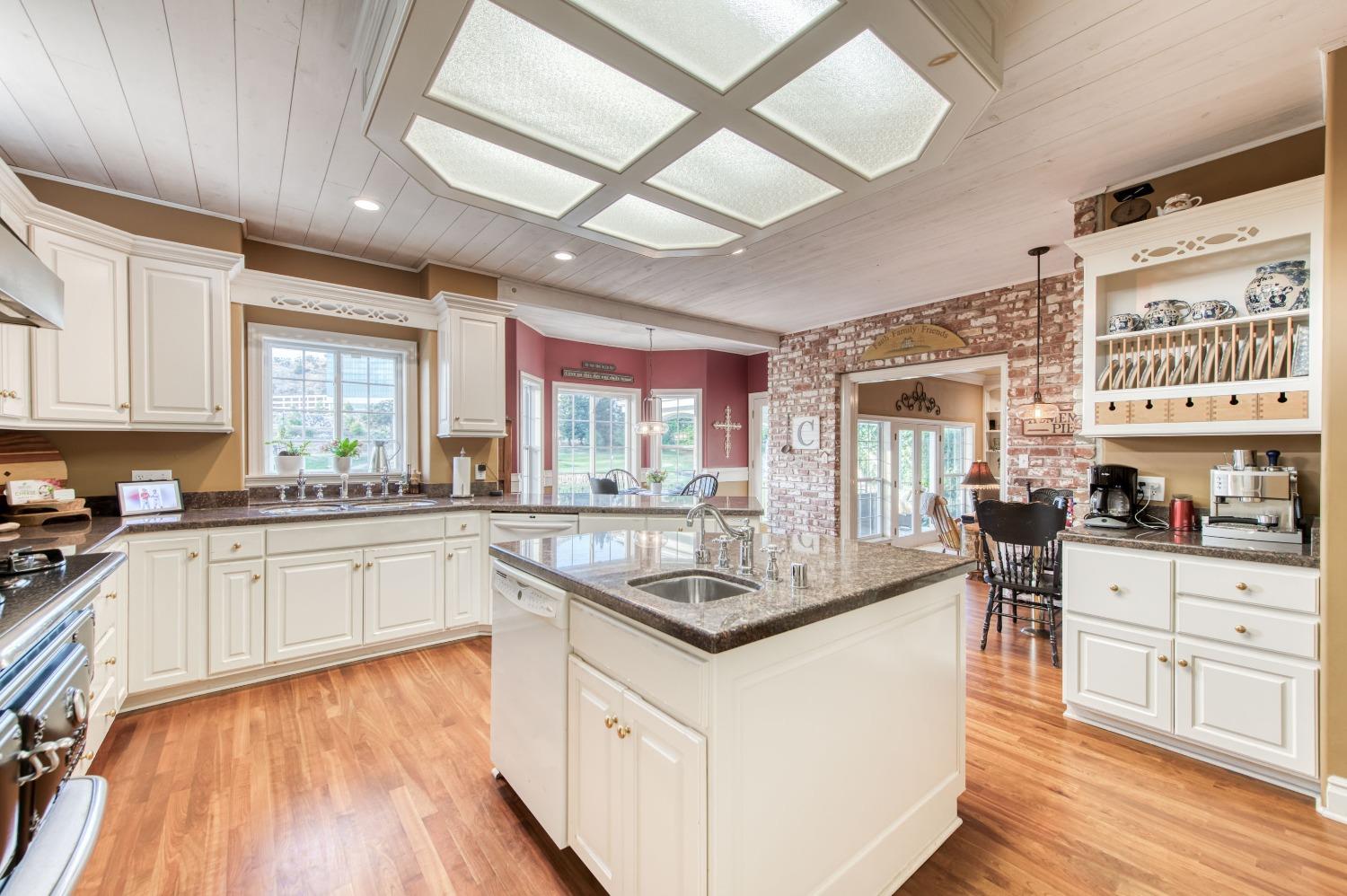 21672 Westmere Ln, Friant, CA 93626