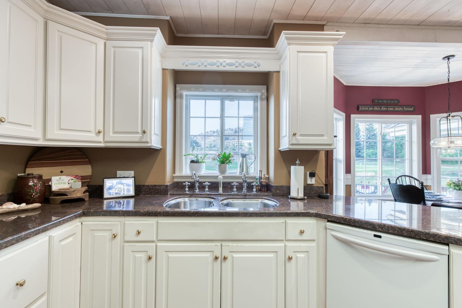 21672 Westmere Ln, Friant, CA 93626