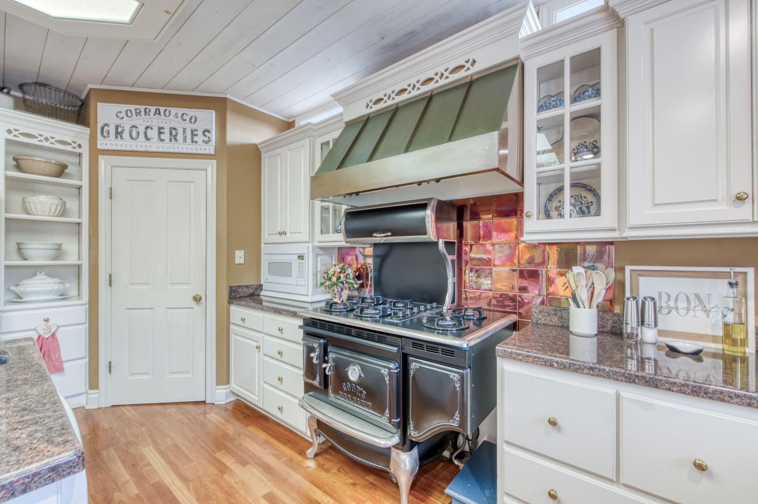 21672 Westmere Ln, Friant, CA 93626