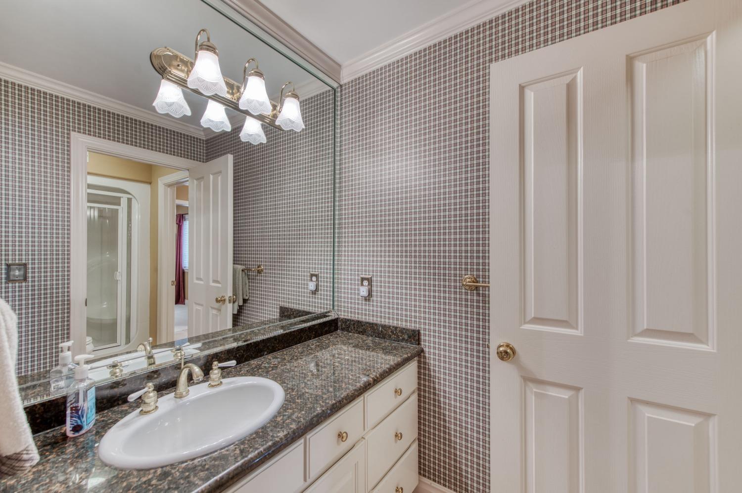 21672 Westmere Ln, Friant, CA 93626