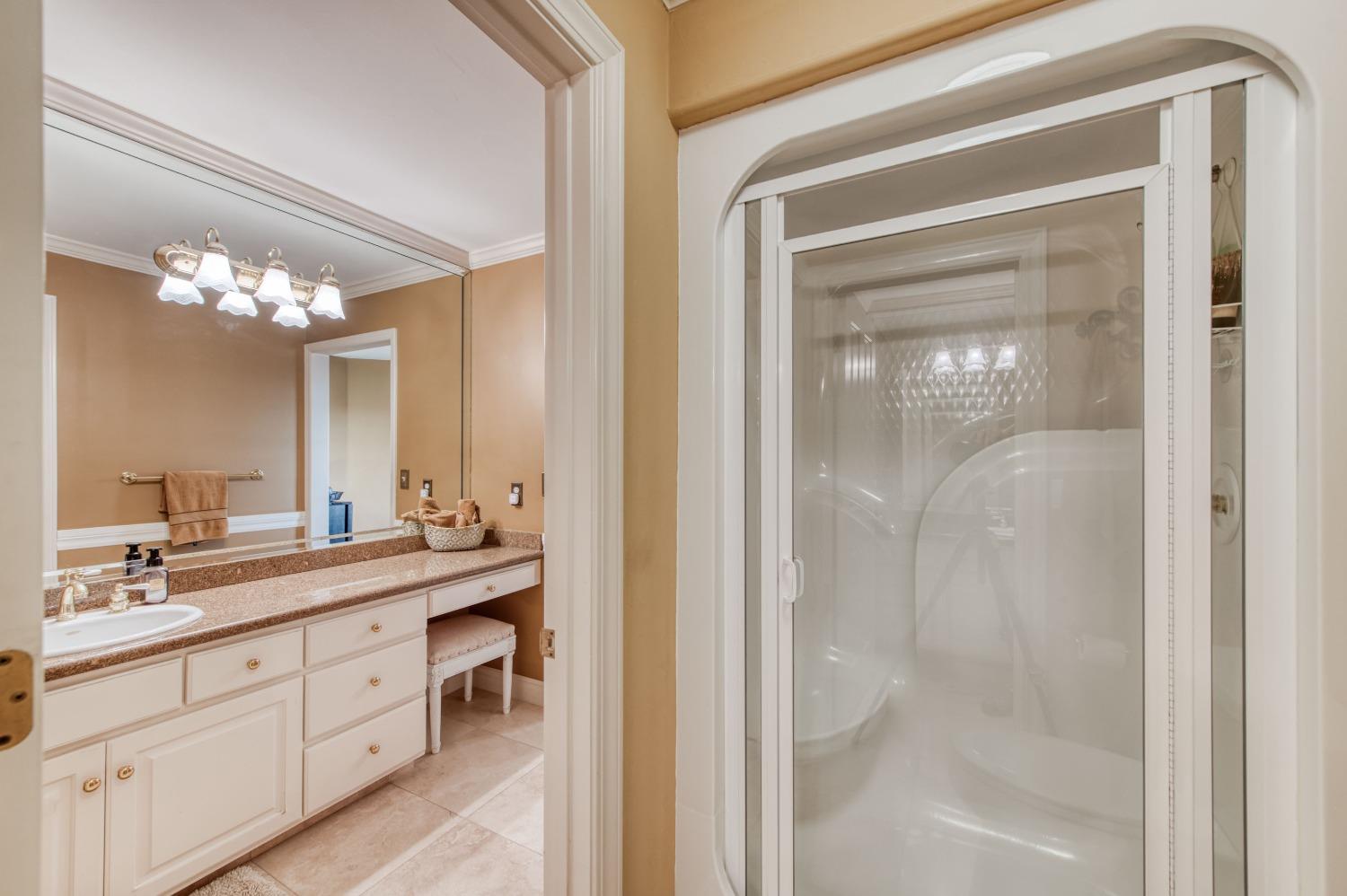 21672 Westmere Ln, Friant, CA 93626