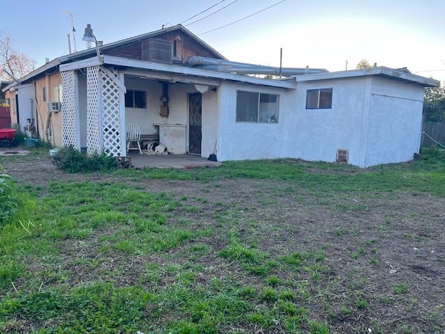 3039 E Hedges Ave, Fresno, CA 93703