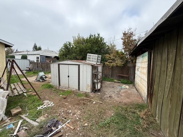 3039 E Hedges Ave, Fresno, CA 93703