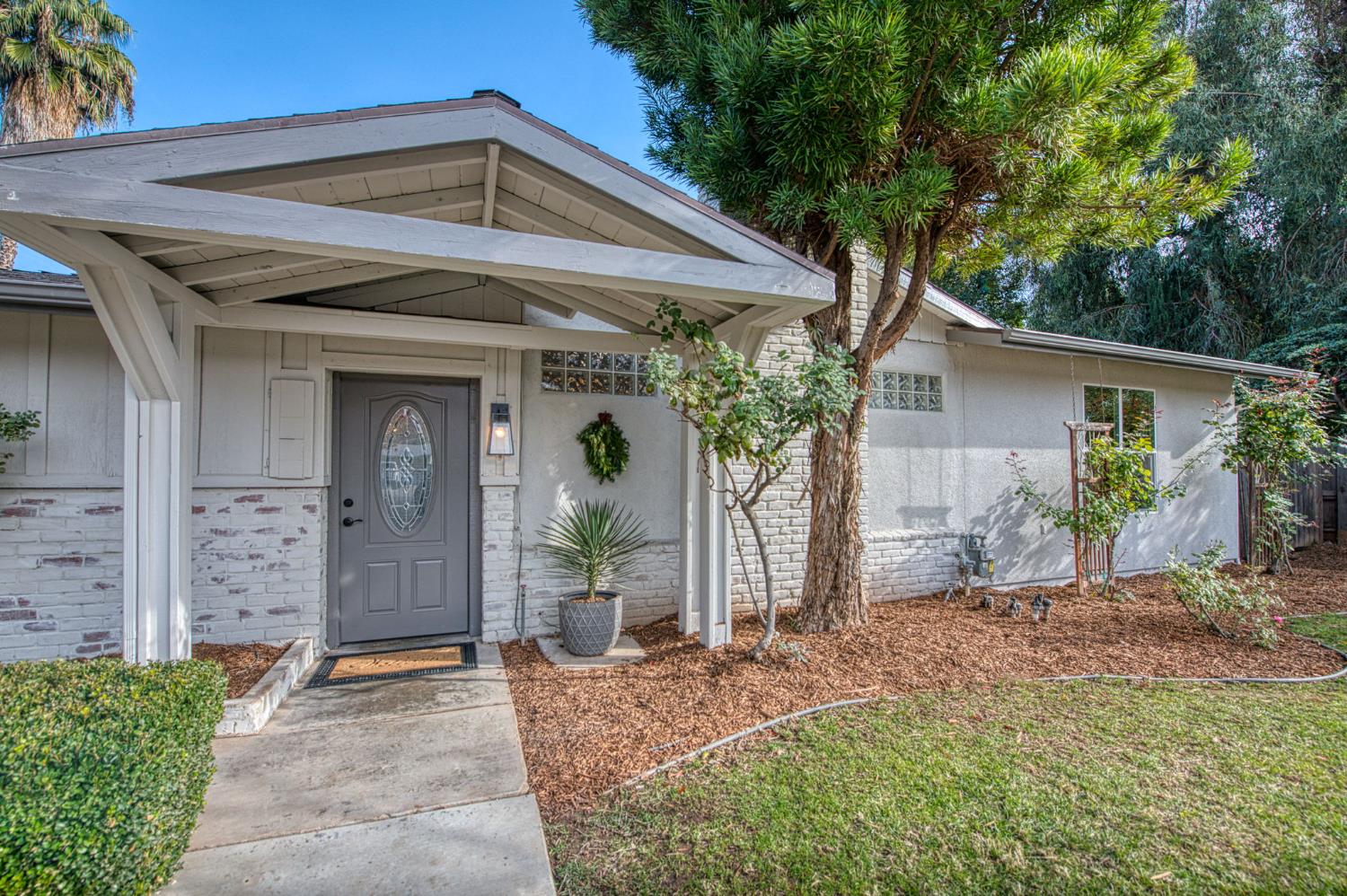 4750 N Palm Ave, Fresno, CA 93704